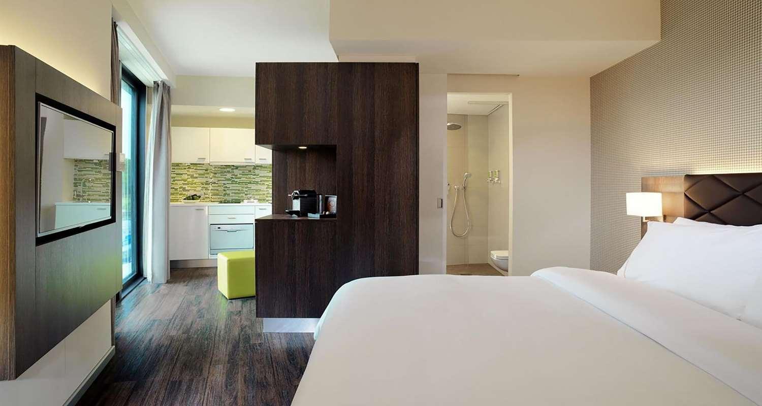 Western Airport Frankfurt 3*